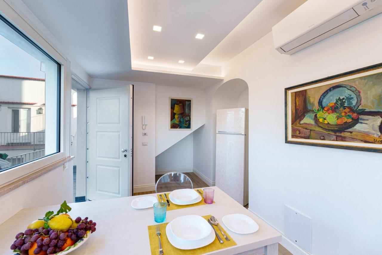 Mary'S Guest House Vico Equense Exterior photo